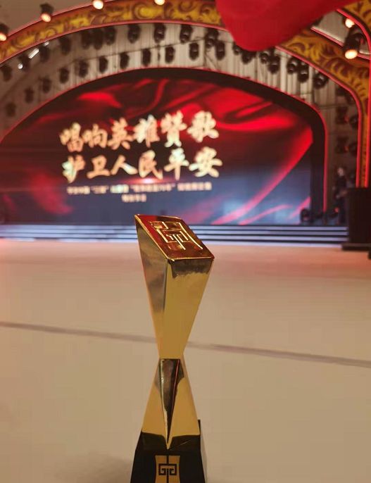 警告:未滿18岁者請勿進入精品一区视频 特别是請勿区视对于未成年人