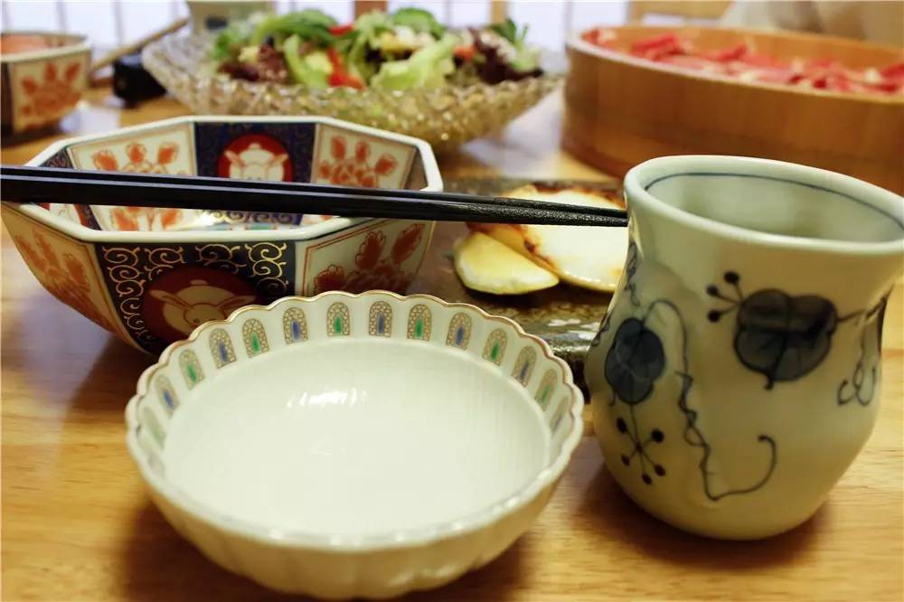 aese视频 视频幕后花絮和国际新闻