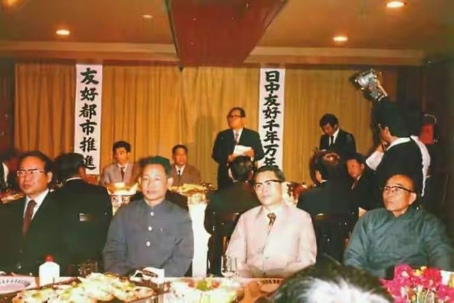 在线精品亚洲一区二区三区最新