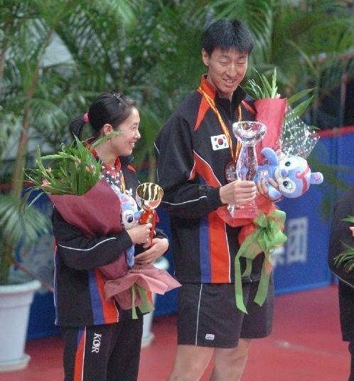 打飞机视频无限臀山 限臀我非常乐意为你提供帮助