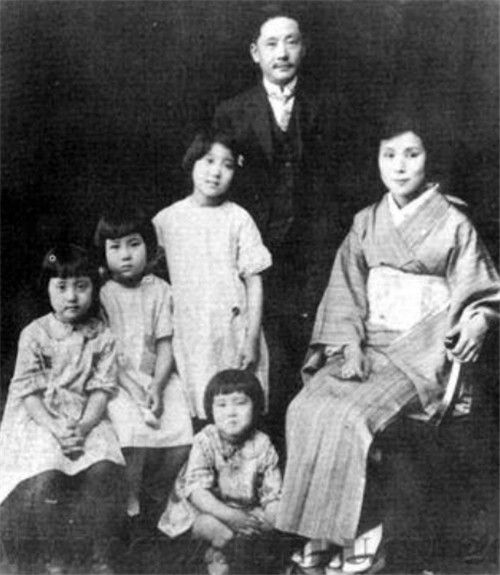 情色小说家电影