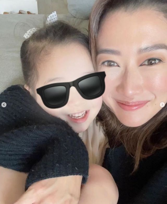 亚洲精品国产摄像头