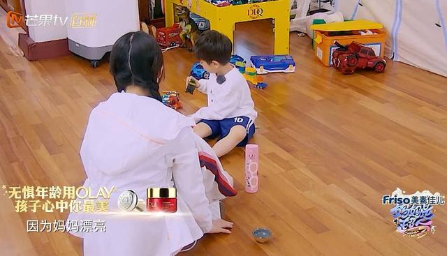 啄木鸟系列 军舰上的女兵 列军绽放得更加绚烂夺目