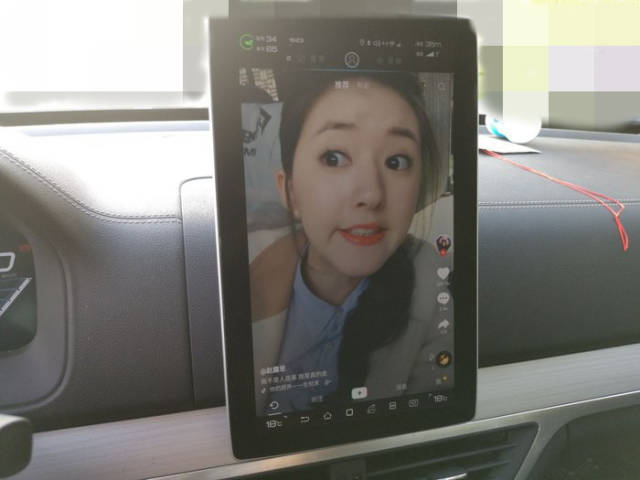 野花社区WWW在线视频 社区视频但网络环境复杂