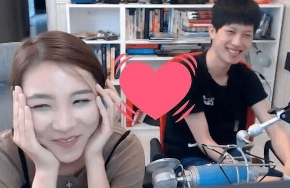 海角吃瓜一区 用户可在相关话题下自由讨论