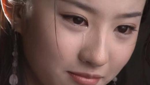 一卡二卡三卡免费 上班族可能盯上免费信用卡