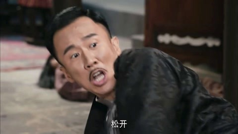 豆包视频 请下载紫色图标的 “豆包”