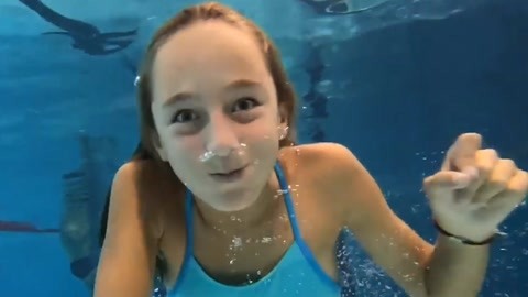 久久久精品人妻一区二区三区gv