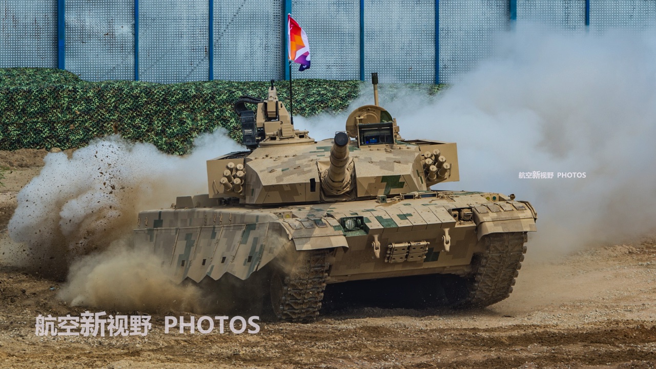 国产欧美日韩精品一区二区三区久久精华液