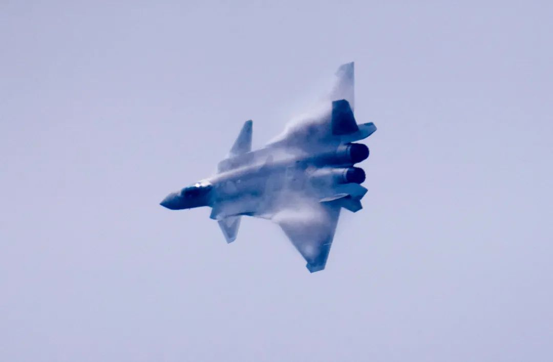 国产日韩久久久久精品影品影院