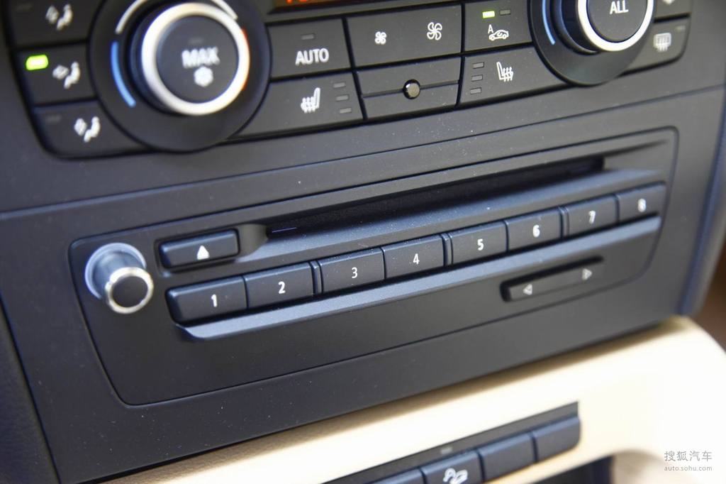 漂亮人妻被强中文字幕