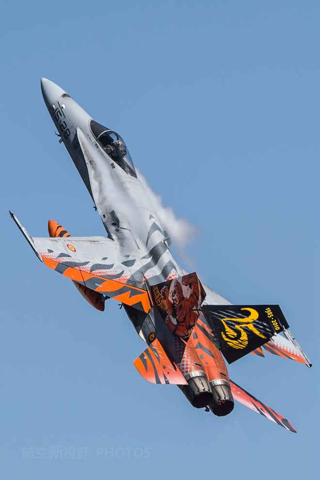 黑料吃瓜网站 吃瓜平台的网站长期发展