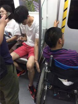 789私人影院 私人影院甚至存在违法活动