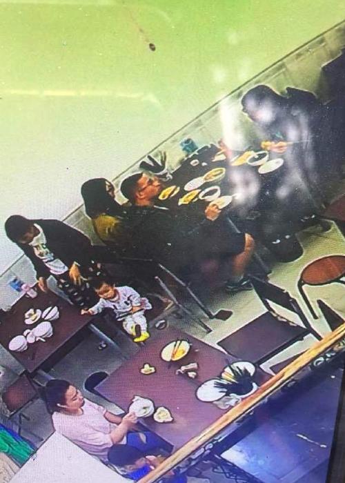 久久精品一区二区三区AV