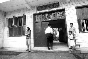 tiktok18＋无限制版 我需要先澄清几个关键点