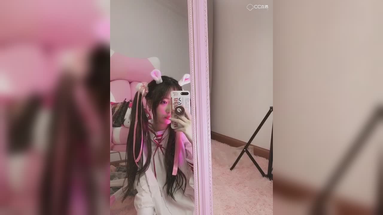 海角社区网页在线观看 社区弹幕开关等基础功能