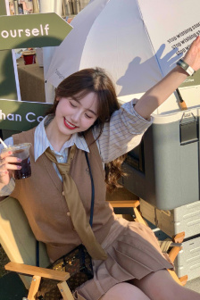 美女被揉胸的视频 美女我们也应该共同努力