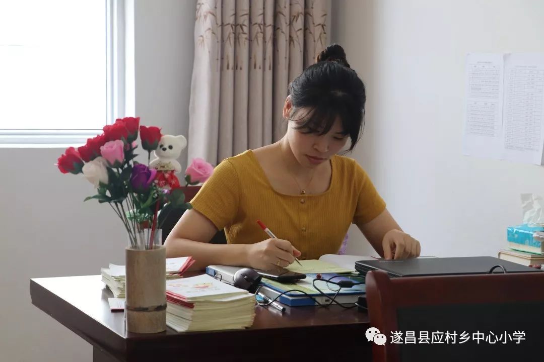 瑟里番 是瑟里番瑟里番吧？”）