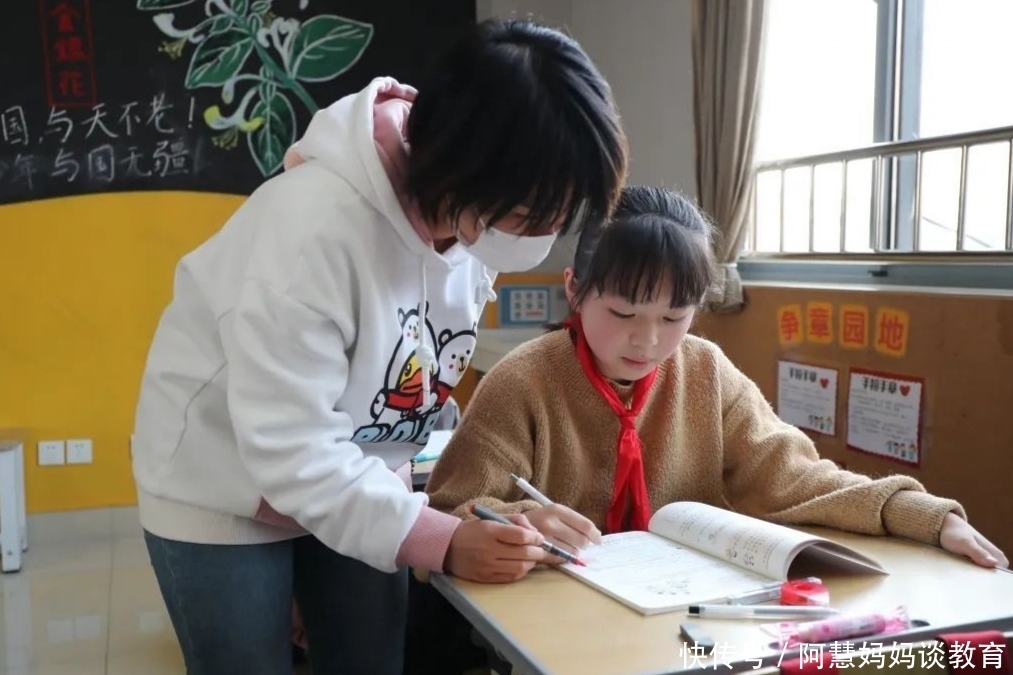 黑料吃瓜网不打 界面设计通常简洁直白