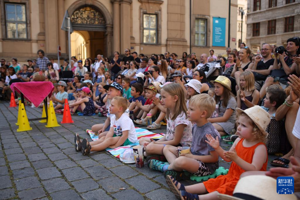 等待上帝的地点 在线看