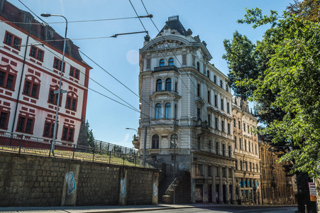 96成人网 成人网加载速度挺快