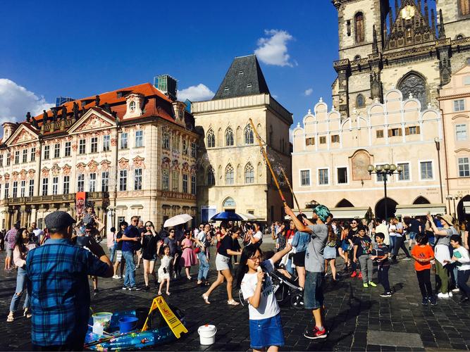 原神甘雨大战史莱姆注入视频 这种持续的原神内容产出