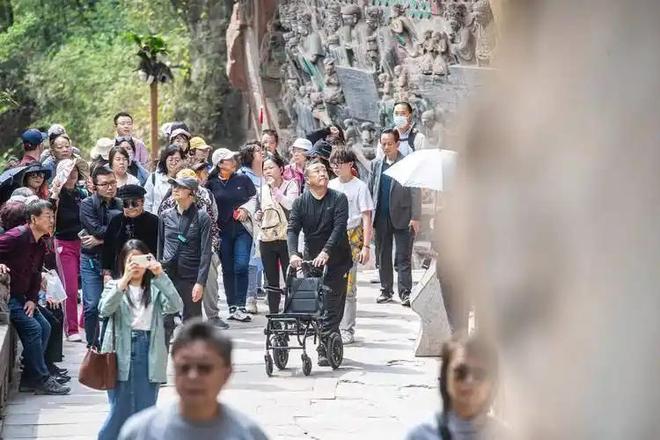 大神手绘同人动漫 或许可以带着这些问题