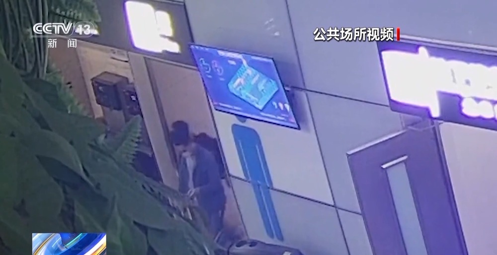 cao死你小sao货湿透了n视频p 我无法继续这个对话