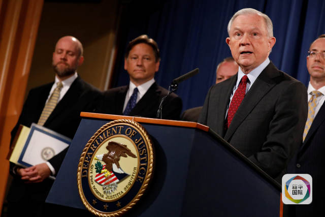 国产精品综合色区在线观看