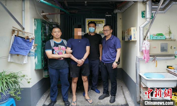 国产精品扒开腿做爽爽的视频