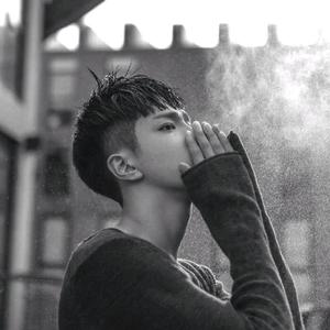 男优 影视制作等)中遇到这个词