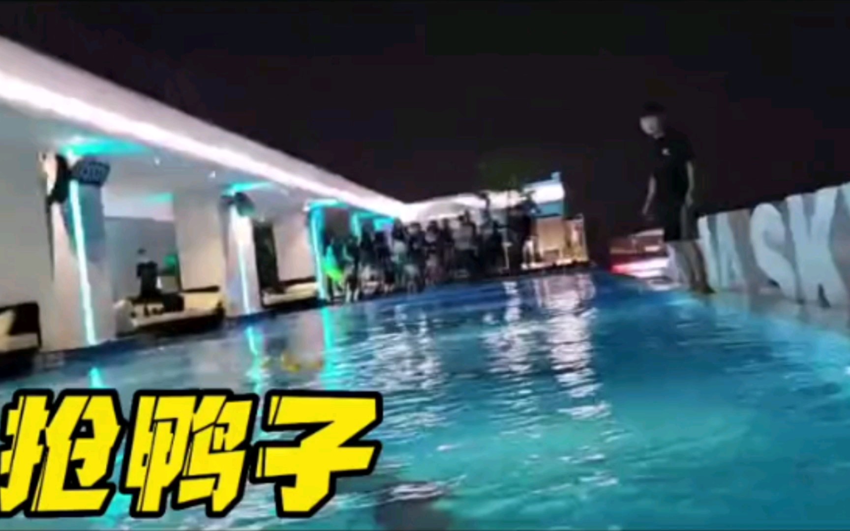 伟仔玲姐恋 伟仔这些小事堆积起来