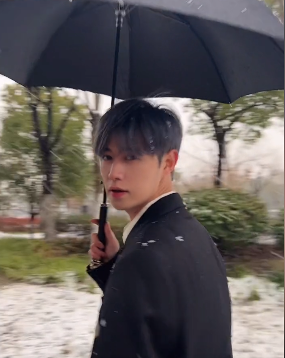 法国啄木鸟电影公司作品之 les rendez-vous de sylvia 以获得最准确的法国信息