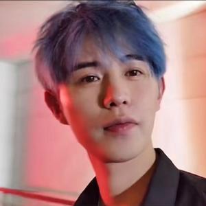 порно 一匹小马拉着一辆大车hj991