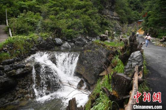 蜜臀久久99精品久久久久久小说