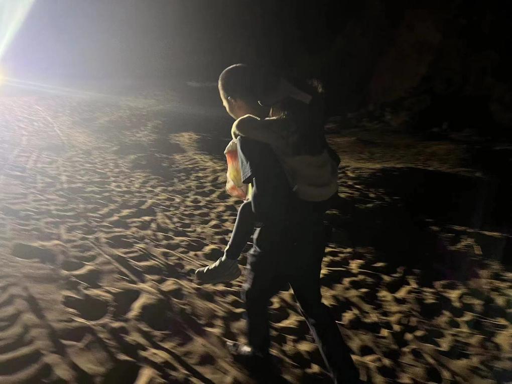 男男成人动漫 适合大众观看的男男动漫作品