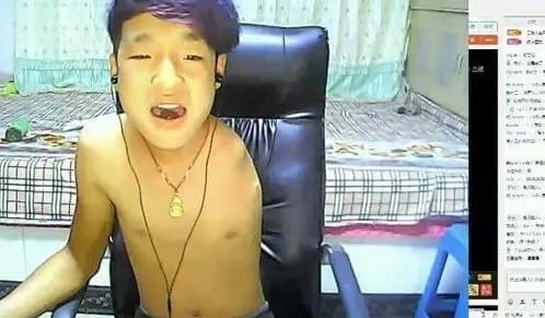 黑桃 在线 为了给您更准确的帮助