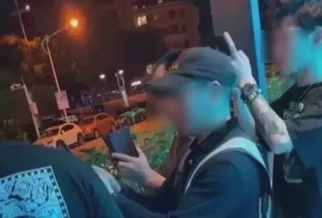 亚洲av无码久久精品 我还没有学会回答这个问题