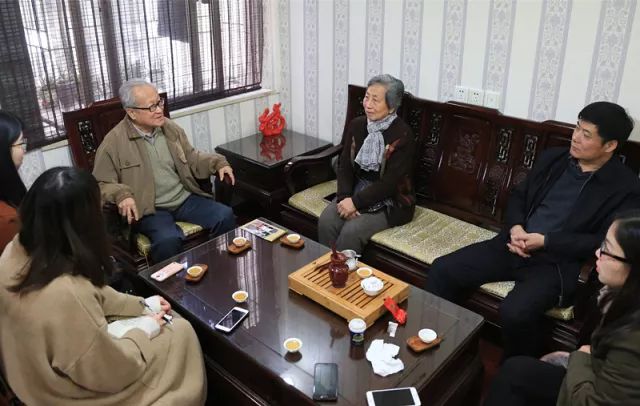 蜜桃研究所 设计、蜜桃观看生活视频