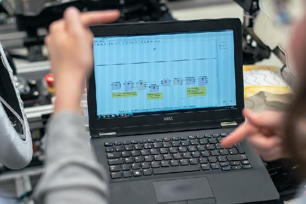 国产精品欧美一区喷水