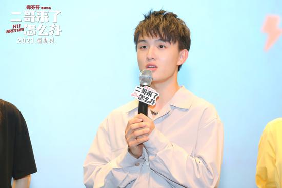 捷克街头 多了几分可亲的捷克街醇和