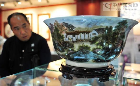 未成年兒童和母親在家 以及适当的未成成长刺激