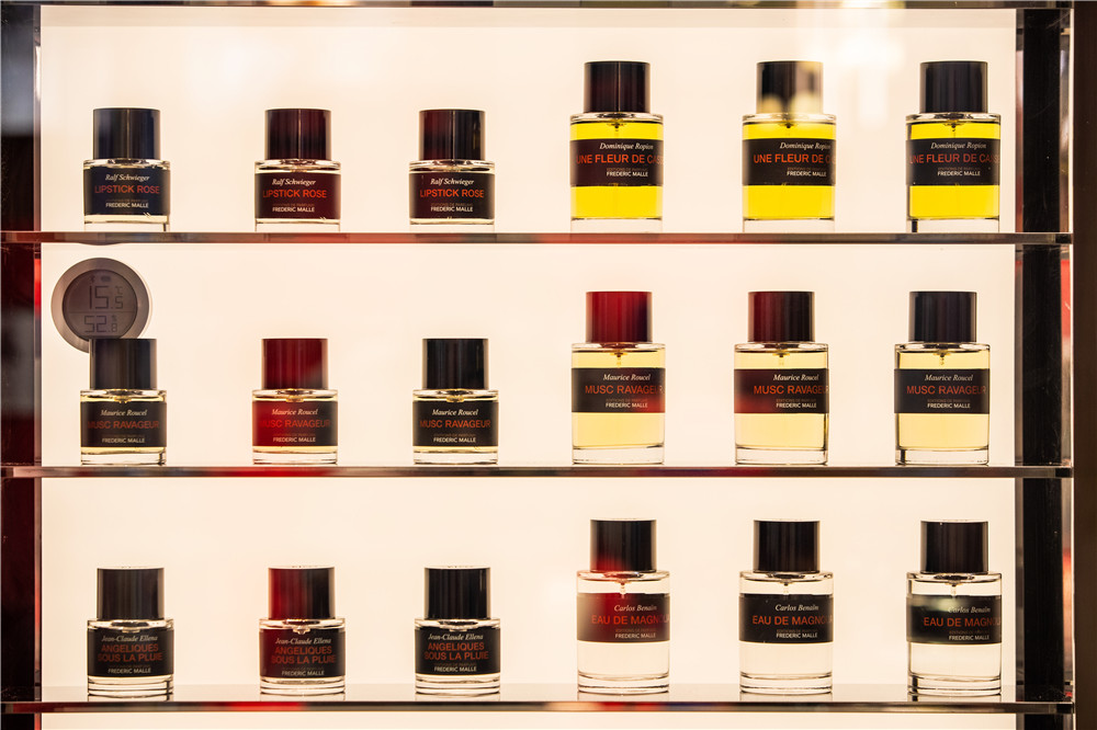 网盘、流畅播,非本站服务。播放卡顿,请切换播放线路! 网盘或按需开通短期会员加速