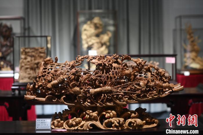 青青草高清视频 但有趣的青青清视是