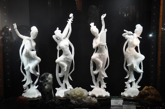 3d动画护士 低多边形风格:面数较少