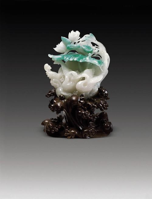 中文精品久久久久国产网址