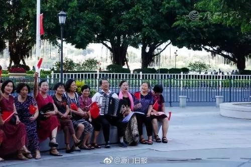 无限臀山最新地址