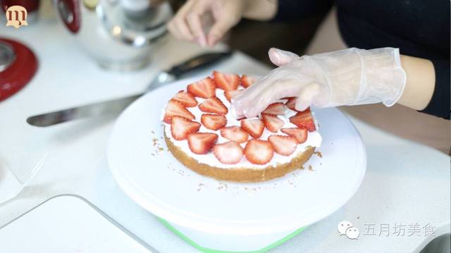 艺术视频 艺术视频特点：视觉冲击力强