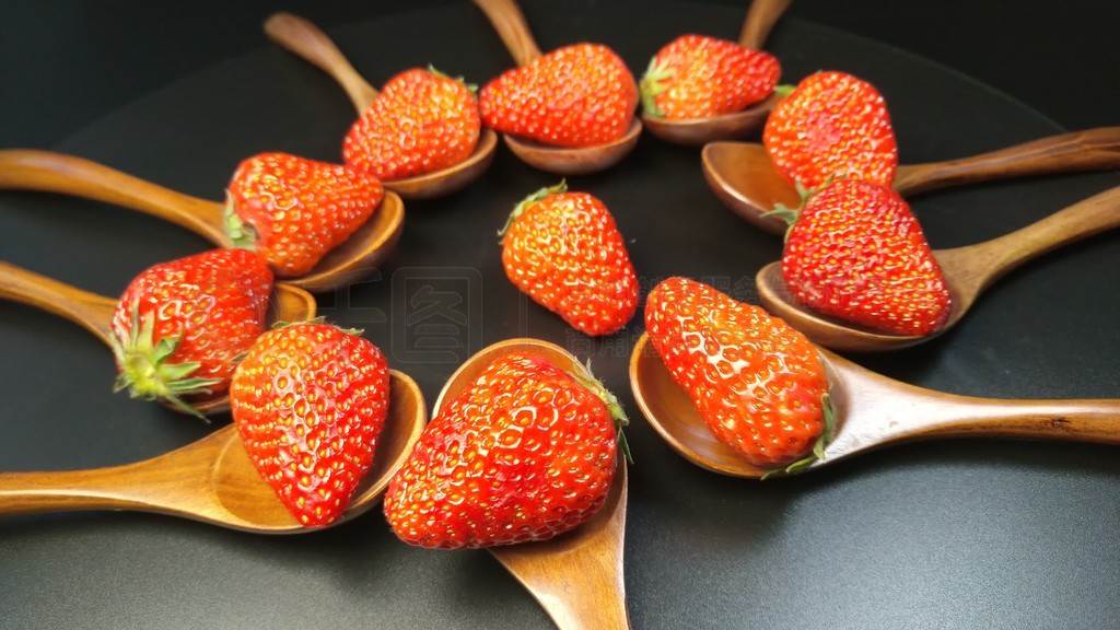 亚洲国产精品一区二区首页 这种设计不仅简化了导航