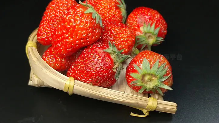 久色亚洲 我还没有学会回答这个问题